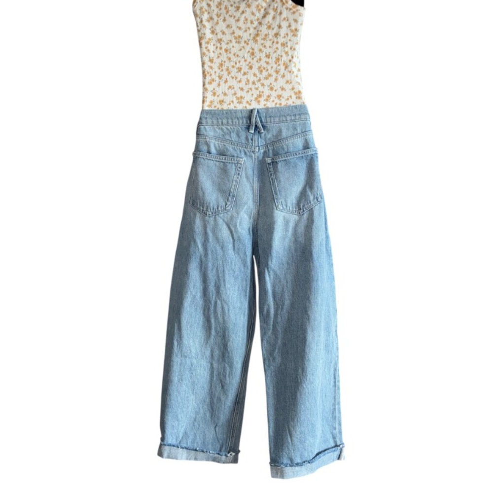 Good American Barrel Jeans - Picture 2 of 6
